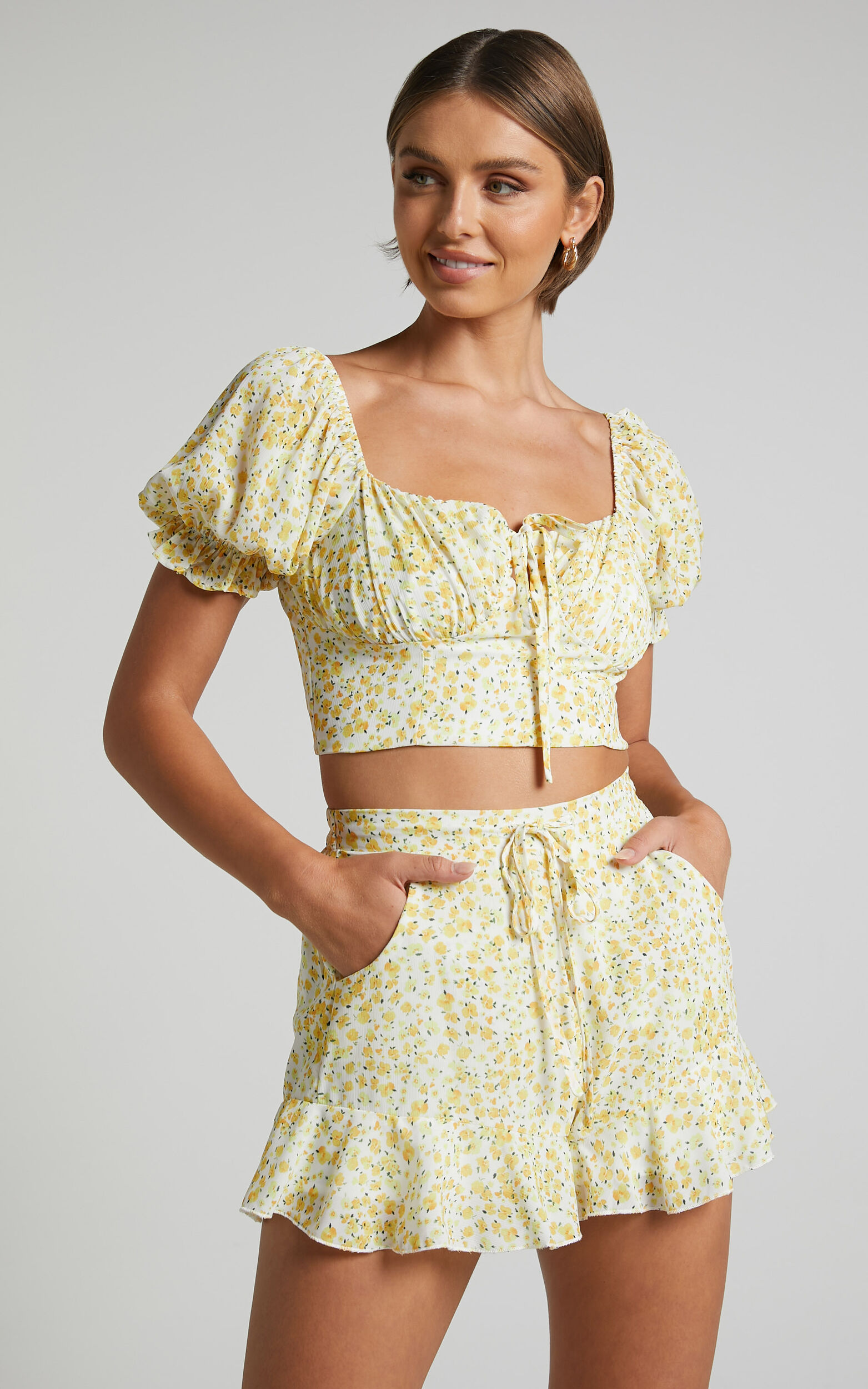 Rhenzy Shorts - Frill Hem Shorts in Sunshine Ditzy - 06, YEL1