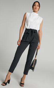 Raegen Pant - High Waist Tapered Leg Pant in Black