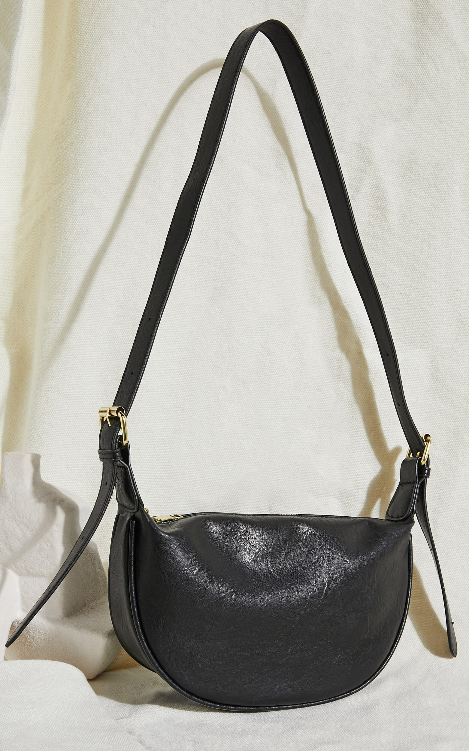 Queenstown Bag PU Adjustable Strap Crossbody Bag in Black Showpo USA