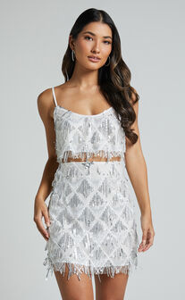 Khrizza Top - Sequin Diamond Mesh Cropped Cami Top in White/Silver