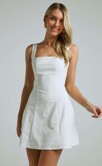 Jessica Bodysuit - Square Neck Short Bubble Sleeve Bodysuit in White
