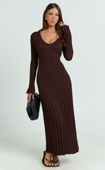 Astra Maxi Dress - V Neck Long Sleeve Knit Dress in Chocolate