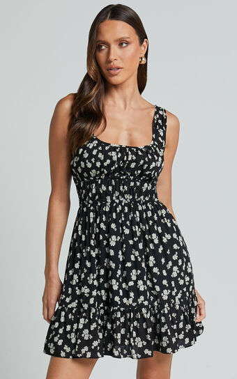 Gieanny Mini Dress - Scoop Neck Sleeveless Ruched Strap Ruffle Hem Dress in Black Floral