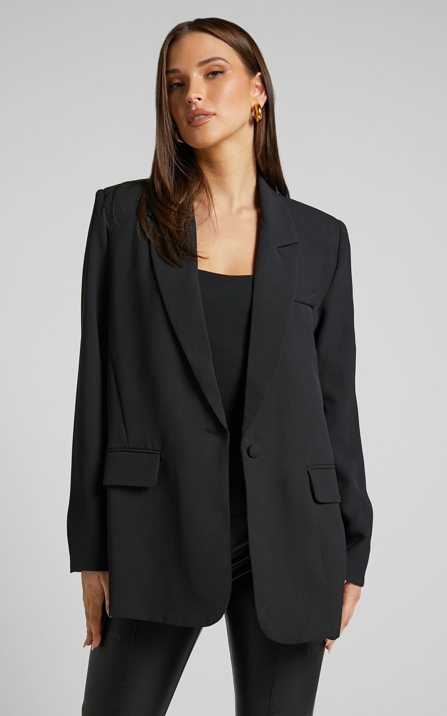 Michelle Blazer Oversized Plunge Neck Button Up Blazer in Black