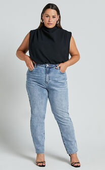 Billie Jeans - High Waisted Recycled Cotton Mom Denim Jeans in Mid Blue Wash
