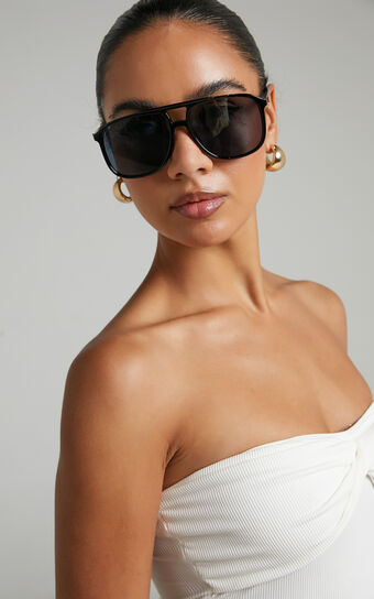 Peta And Jain - Elle Sunglasses in Black