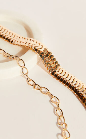 Lyndsie Chain Belt in Gold