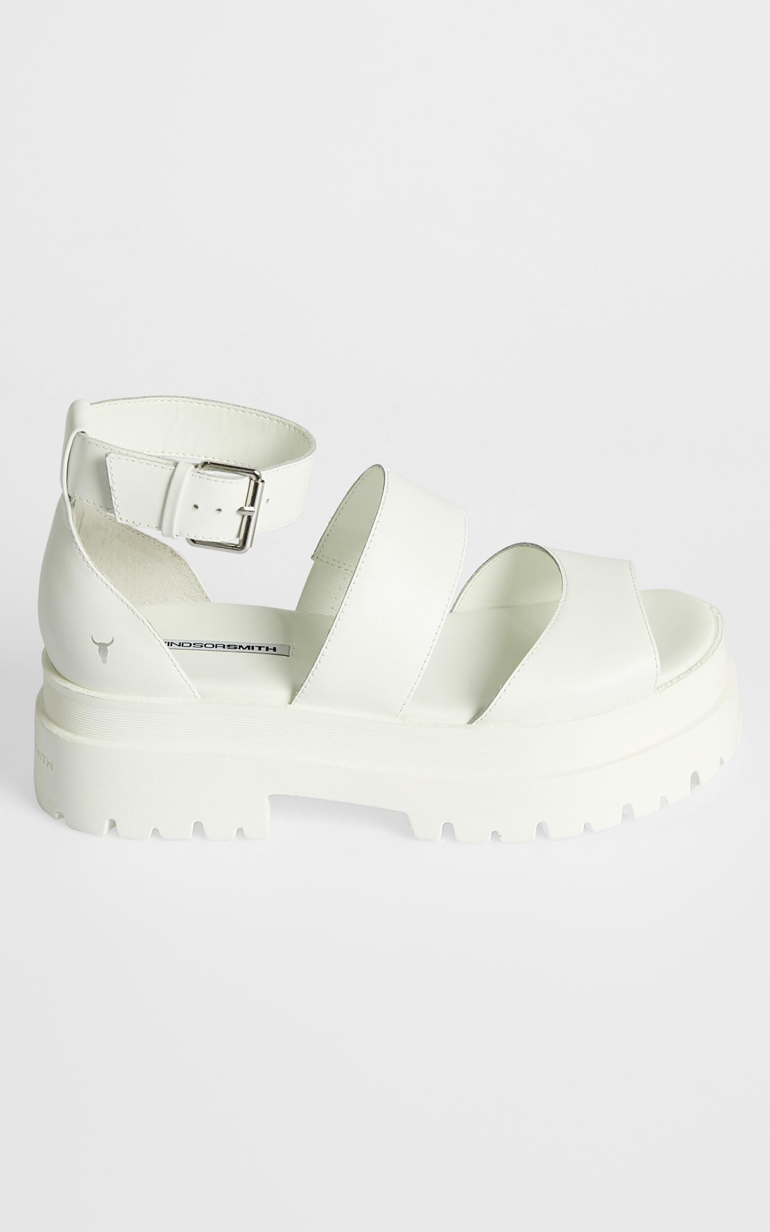 ケロケロキング   ★WINDSOR SMITH THRILLEDサンダル Windsor Smith - Thrilled Sandals in White Leather | Showpo USA