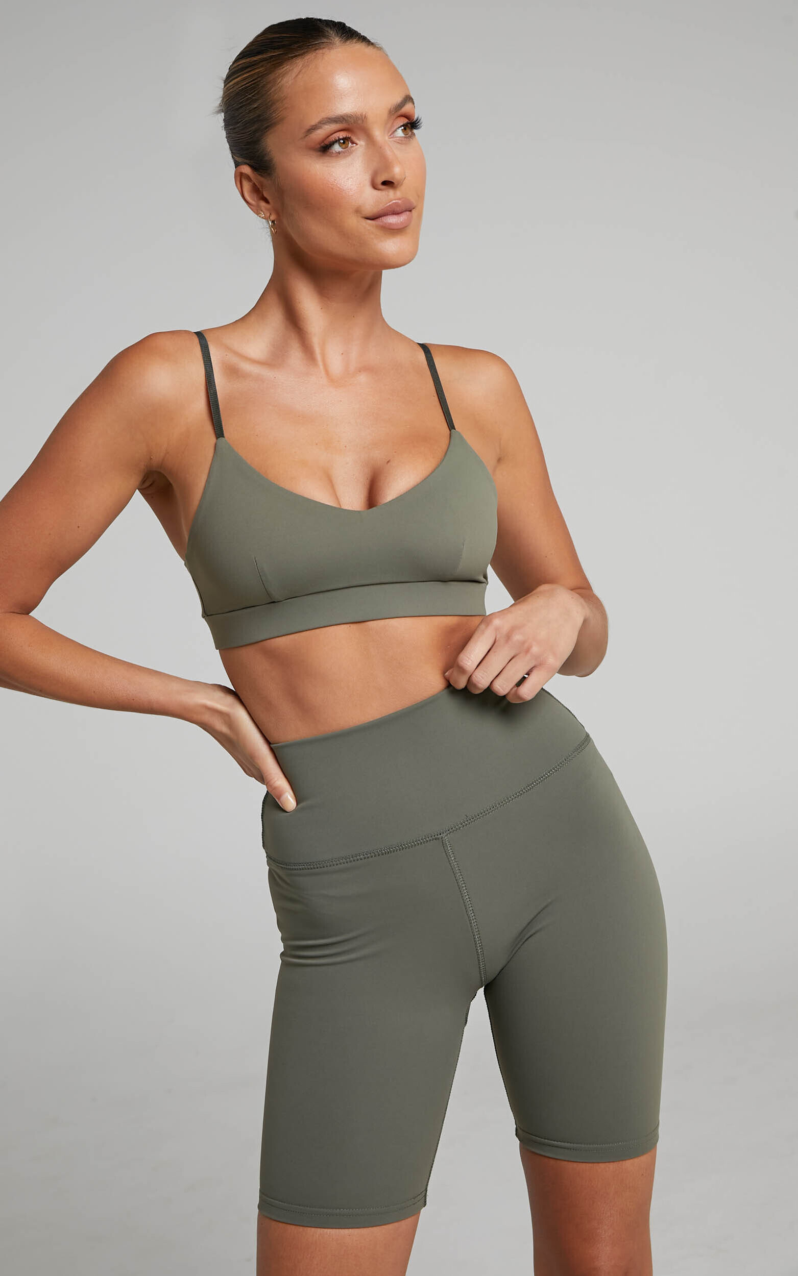 Orochie Bralette - Scoop Neck Bralette in Khaki - 04, GRN2