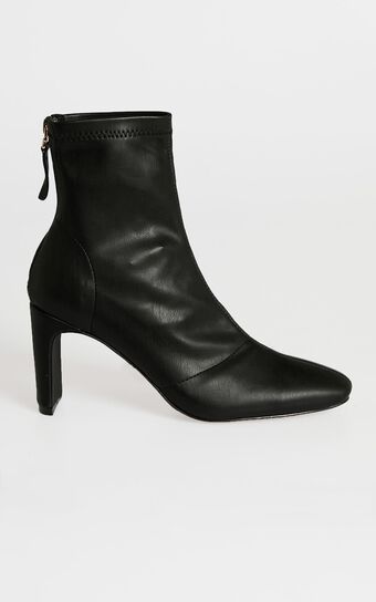 Billini - Griffin Boots in Black