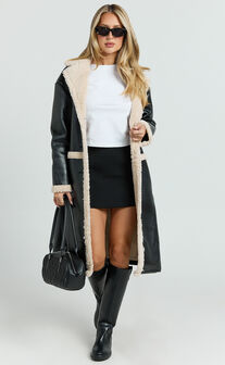 Jan Coat - Longline Faux Shearling Aviator Coat in Black