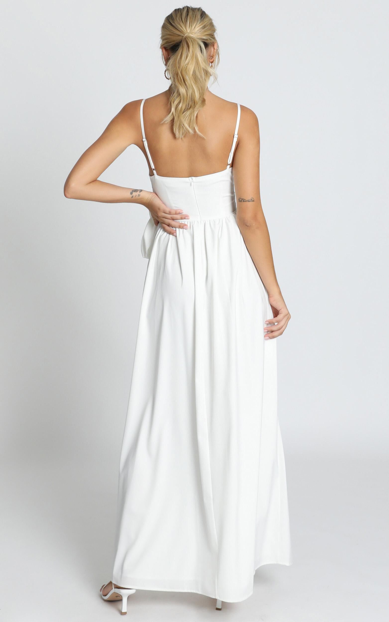 Revolve dresses outlet