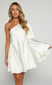 Karla Mini Dress - One Shoulder Long Sleeve Dress in Pearl