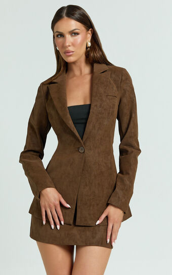 Gretchen Blazer - Slim Fitting Single Breasted Faux Suede Blazer in Brown