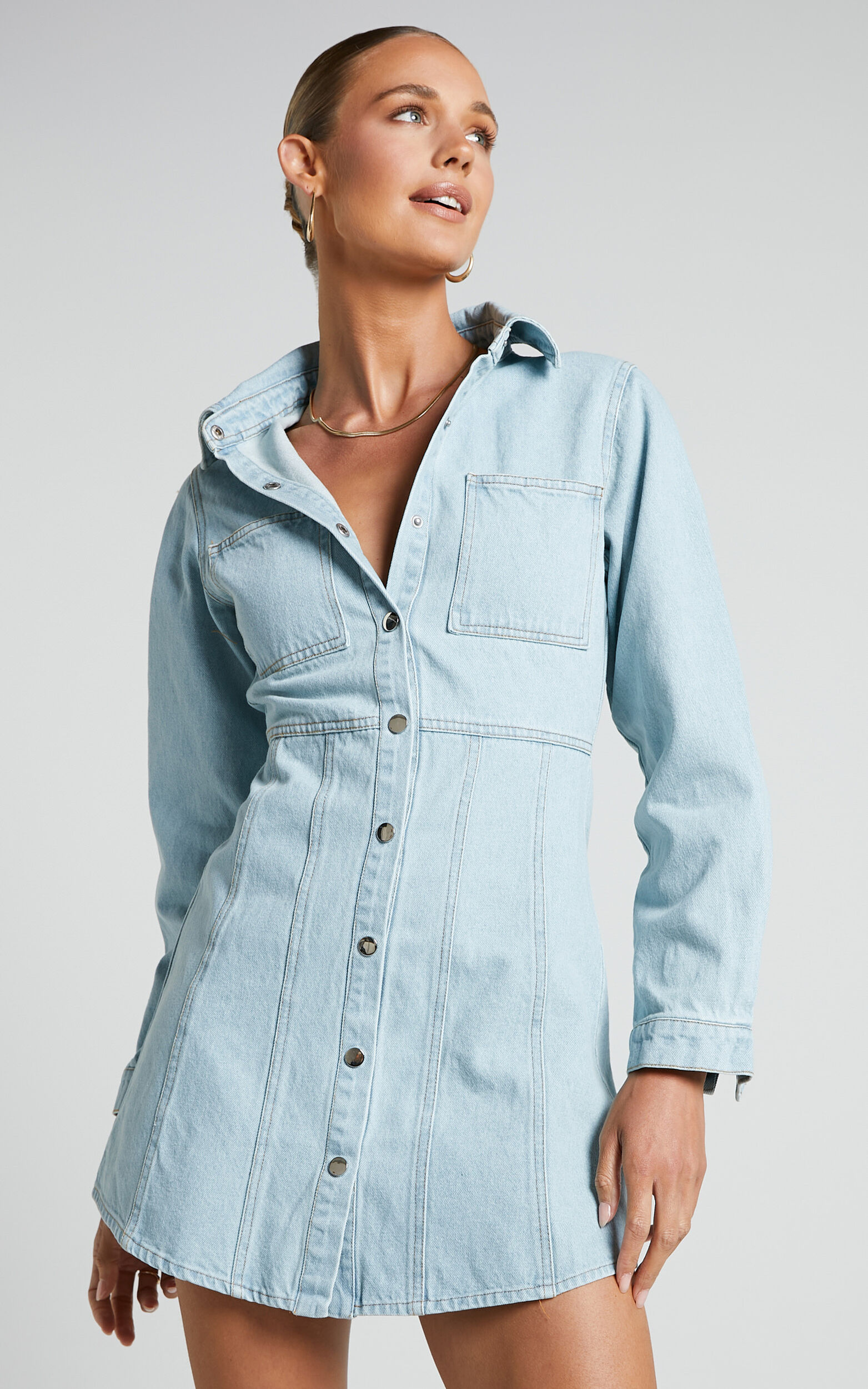 Emery Mini Dress - Denim Long Sleeve Button Up Dress in Light Wash - 06, BLU1