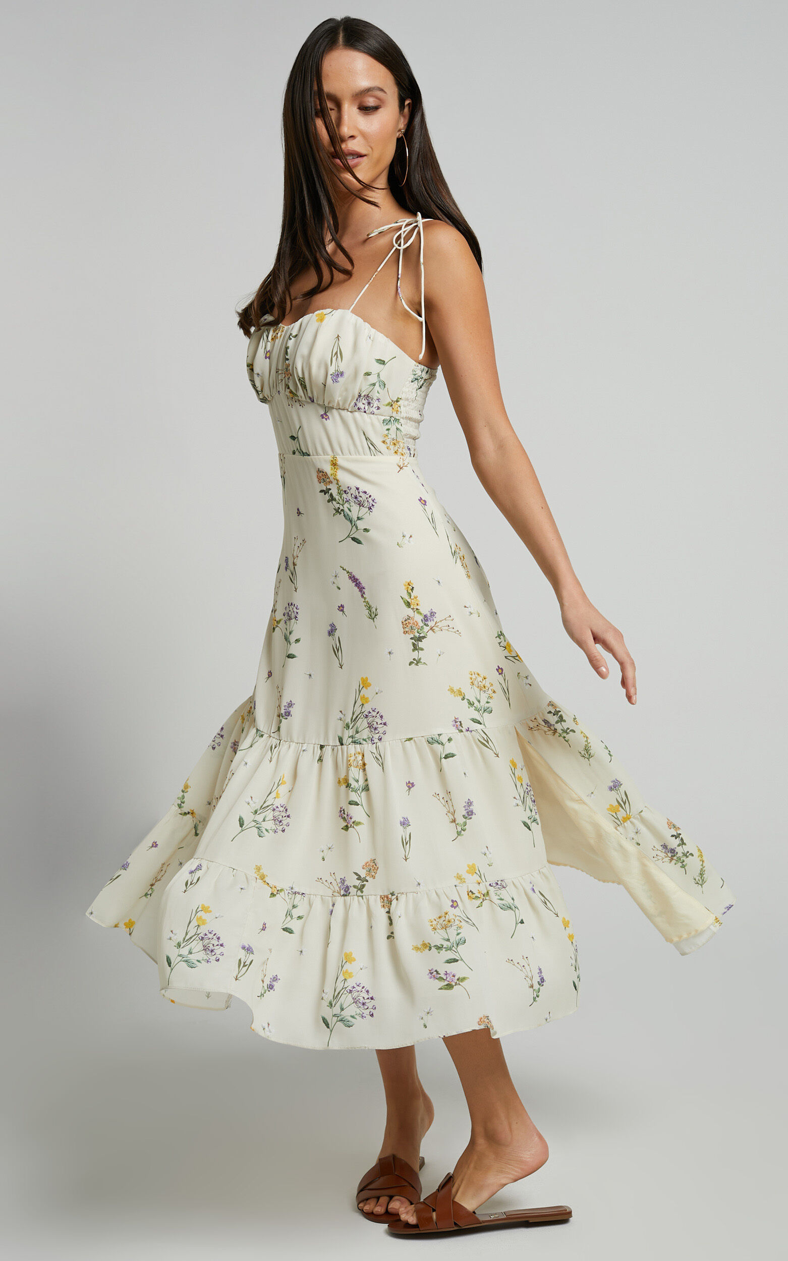 Botanical dress shop