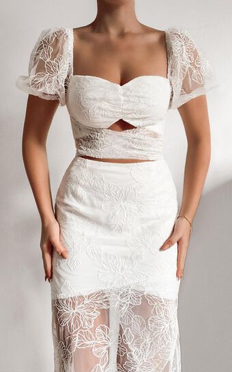 Kamilla Tie Front Midi Dress in White Embroidery