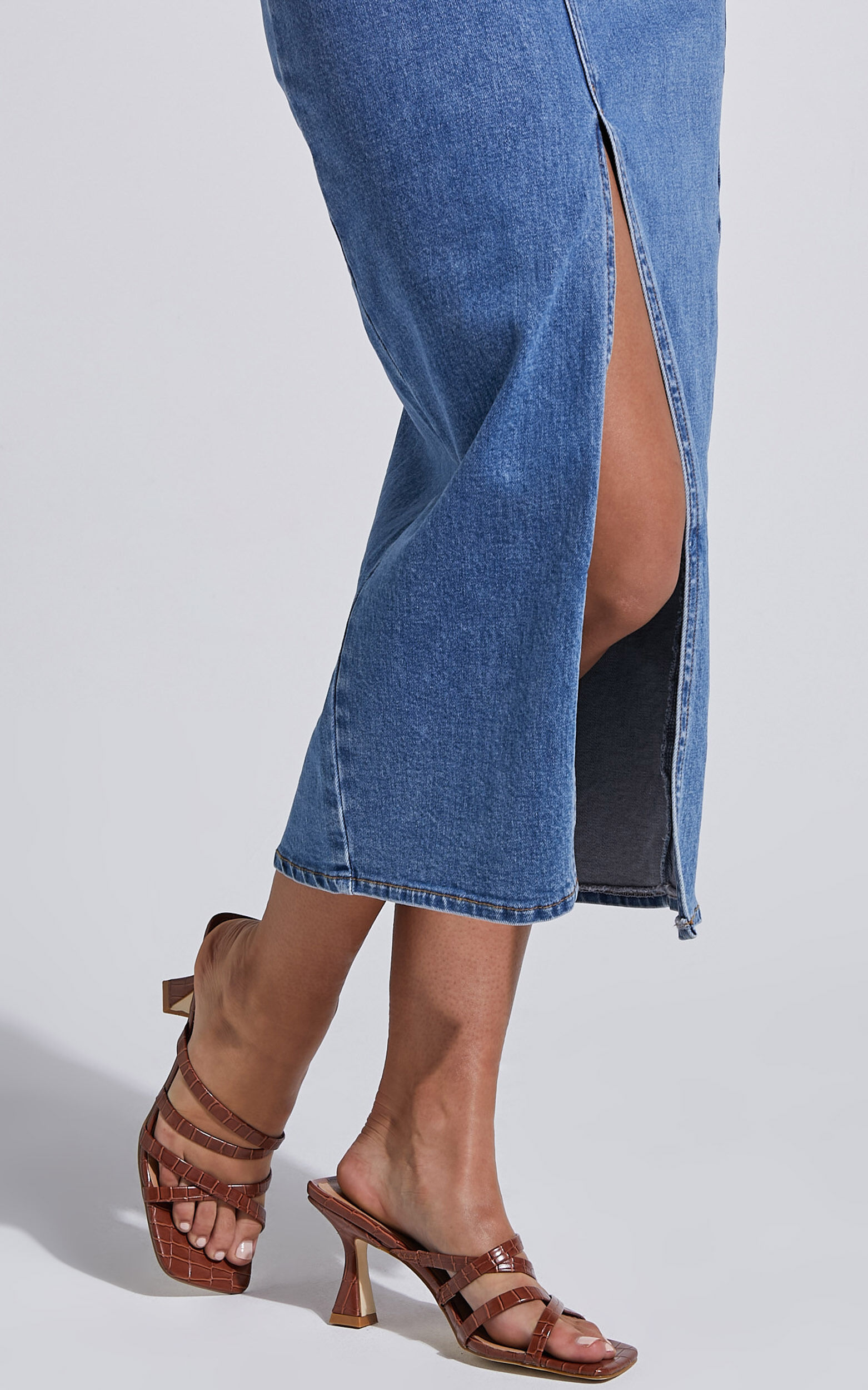 Dark hotsell tan heels
