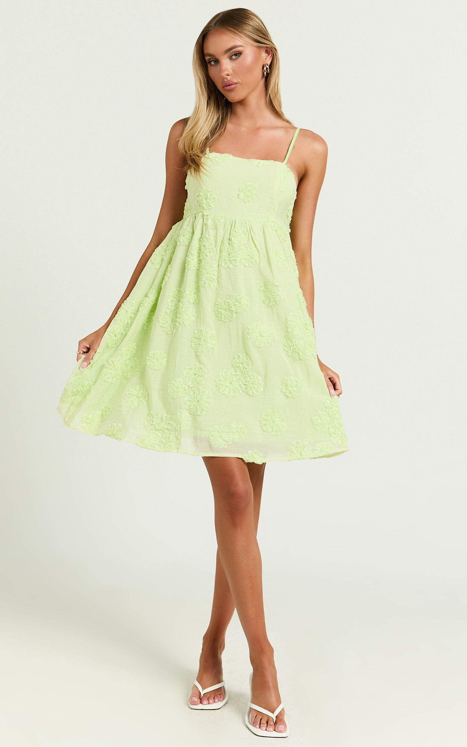 Claya Mini Dress - Sleeveless Straight Neckline Floral Detail Dress in Lime - 06, GRN1