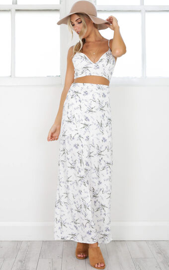 Kiss Me Better Two Piece Set In White And Blue Floral
