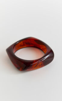 Ebby Resin Bangle in Brown