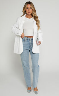 Matthew Jeans - Mid Rise Straight Leg Denim Jeans in Light Blue Wash