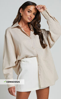 Marsha Shirt - Cropped Long Sleeve Button Up Shirt in White