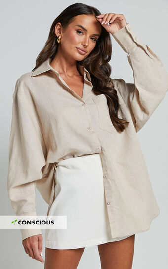 Anziel Top - Linen Look Collared Long Sleeve Button Through Relaxed Shirt in Oatmeal