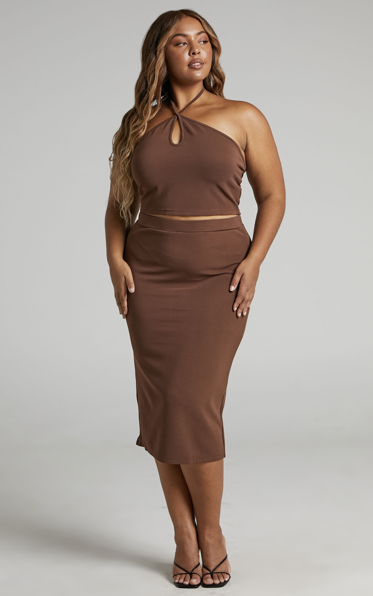 Khana Midi Skirt Bodycon Skirt in Chocolate Showpo