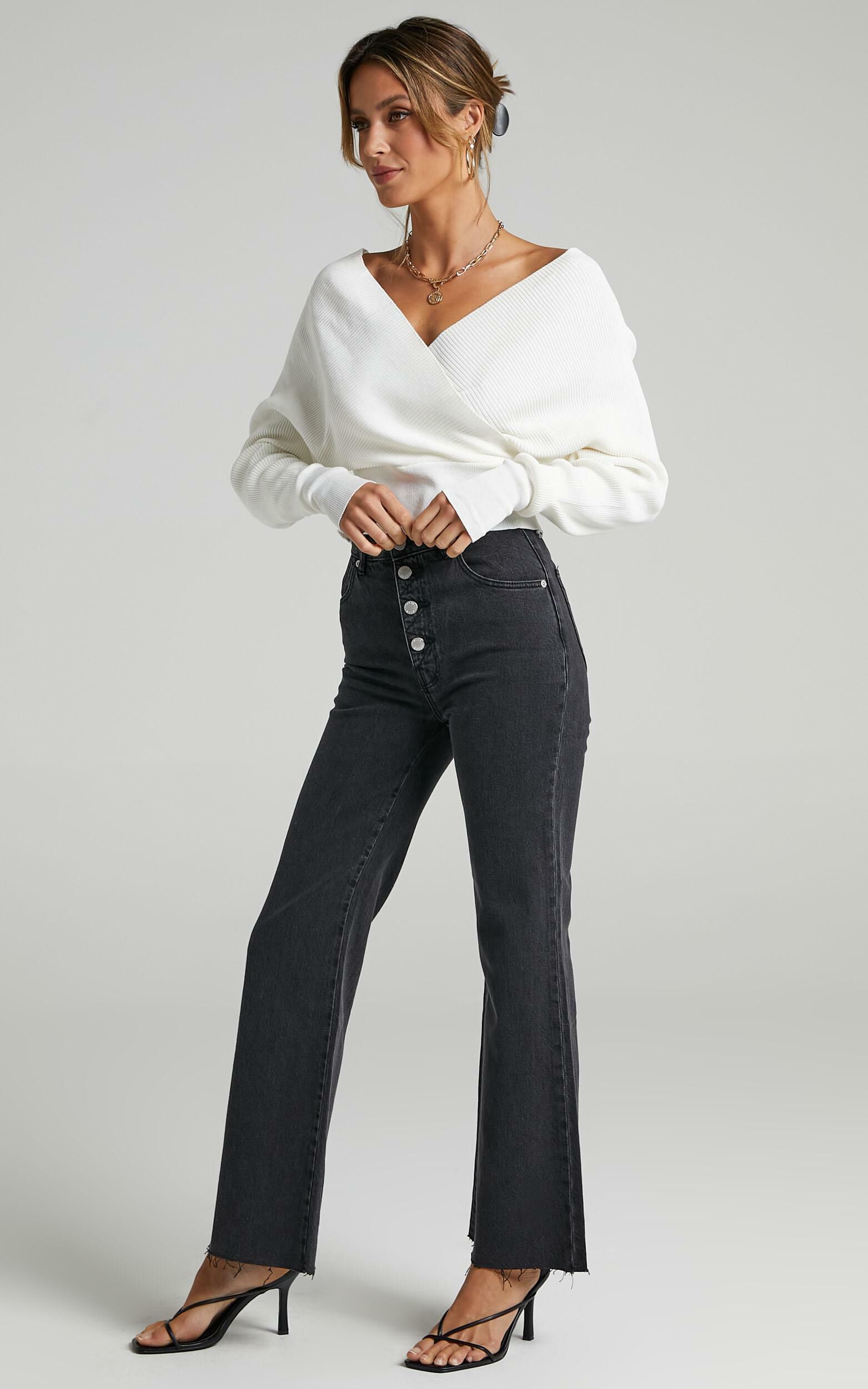 Rollas Eastcoast Crop Flare Jean in Comfort Shadow