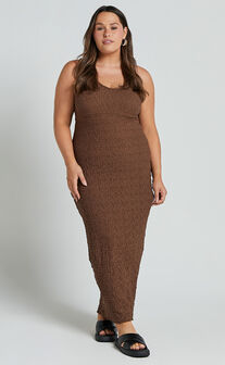 Novida Midi Dress - Textured Bodycon Dress in Chocolate