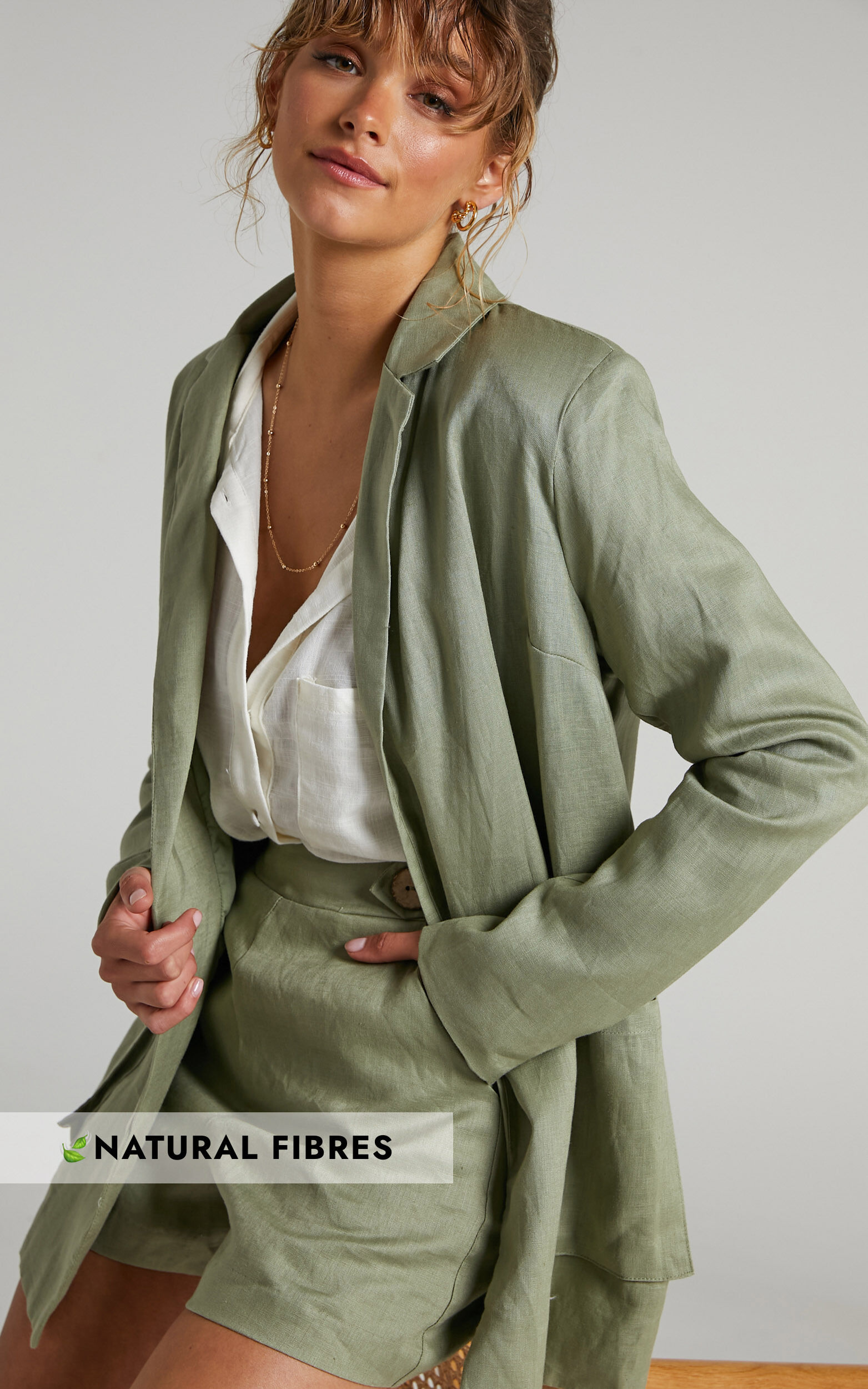 Amalie The Label - Allegra Linen Relaxed Linen Blazer in Sage - 04, GRN1