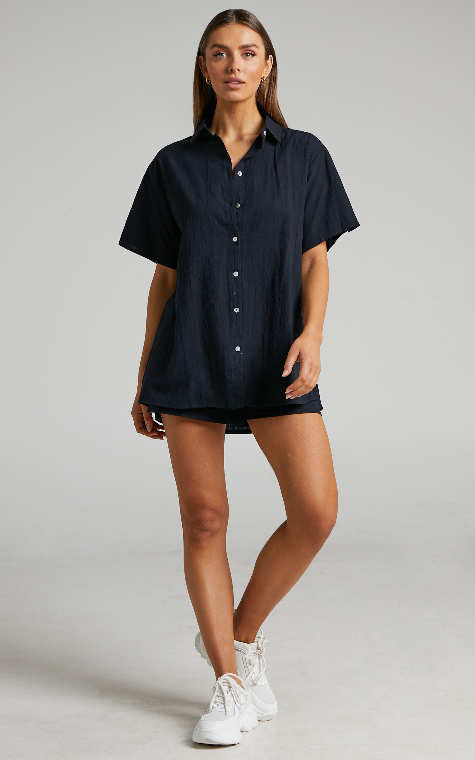 Navy shorts black shirt hot sale