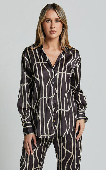 Yolanda Top - Long Sleeve Button Through Relaxed Shirt in Black/Gold Chain Print