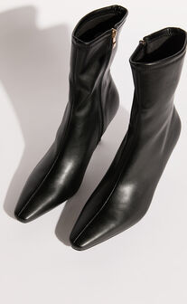 Billini - Winser Boots in Black