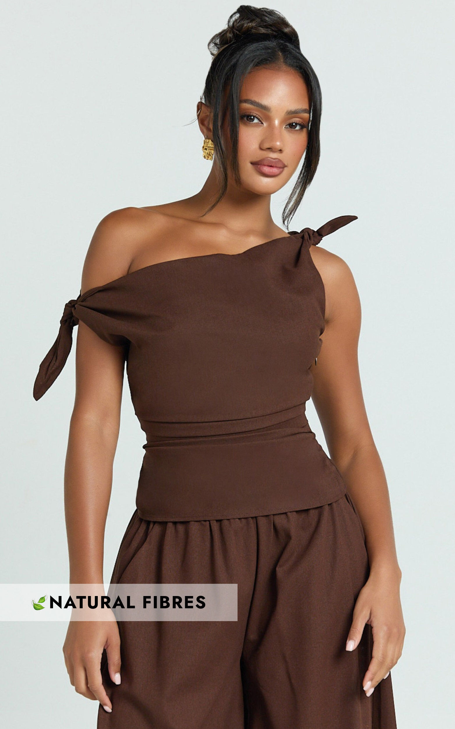 Ivy Top - Linen Off Shoulder Tie Top in Chocolate - 06, BRN1