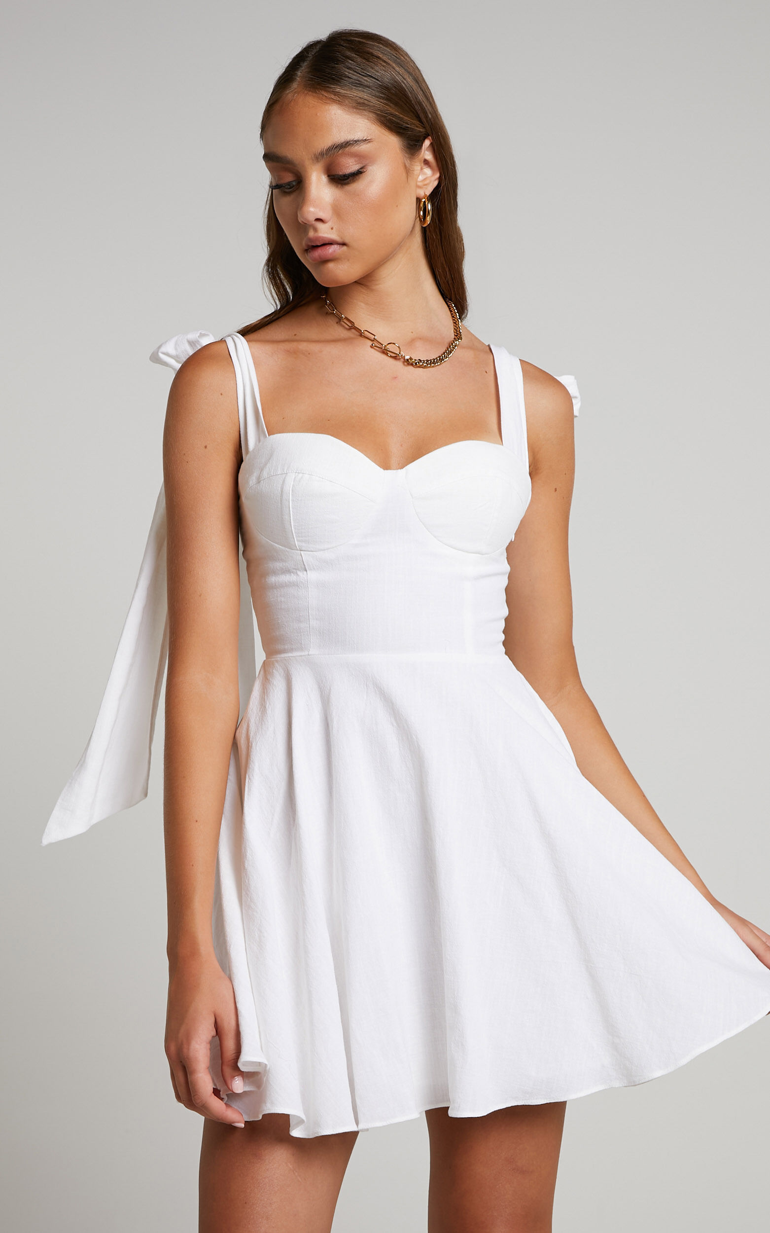 White hotsell bow dress