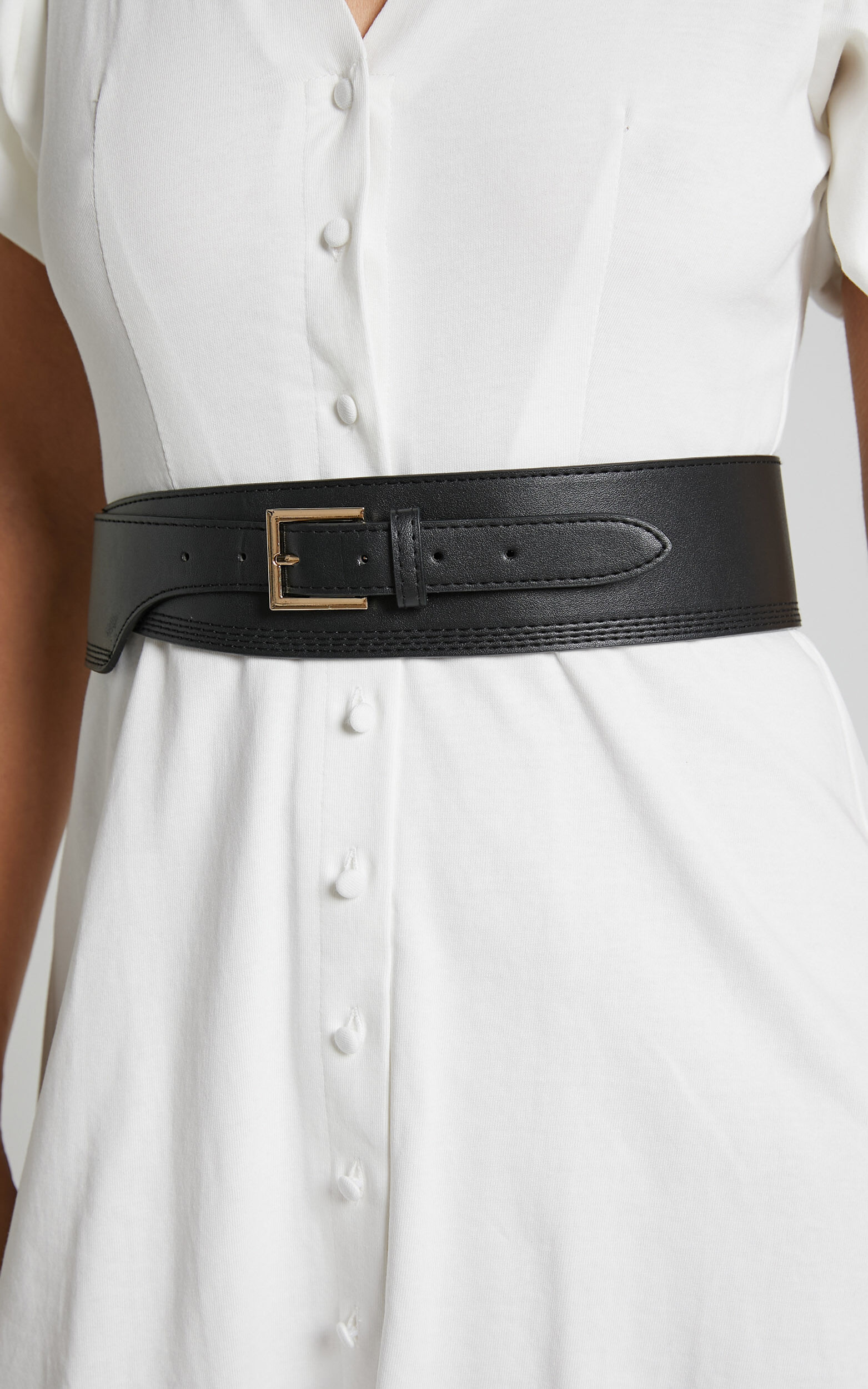 Chunky black on sale belt