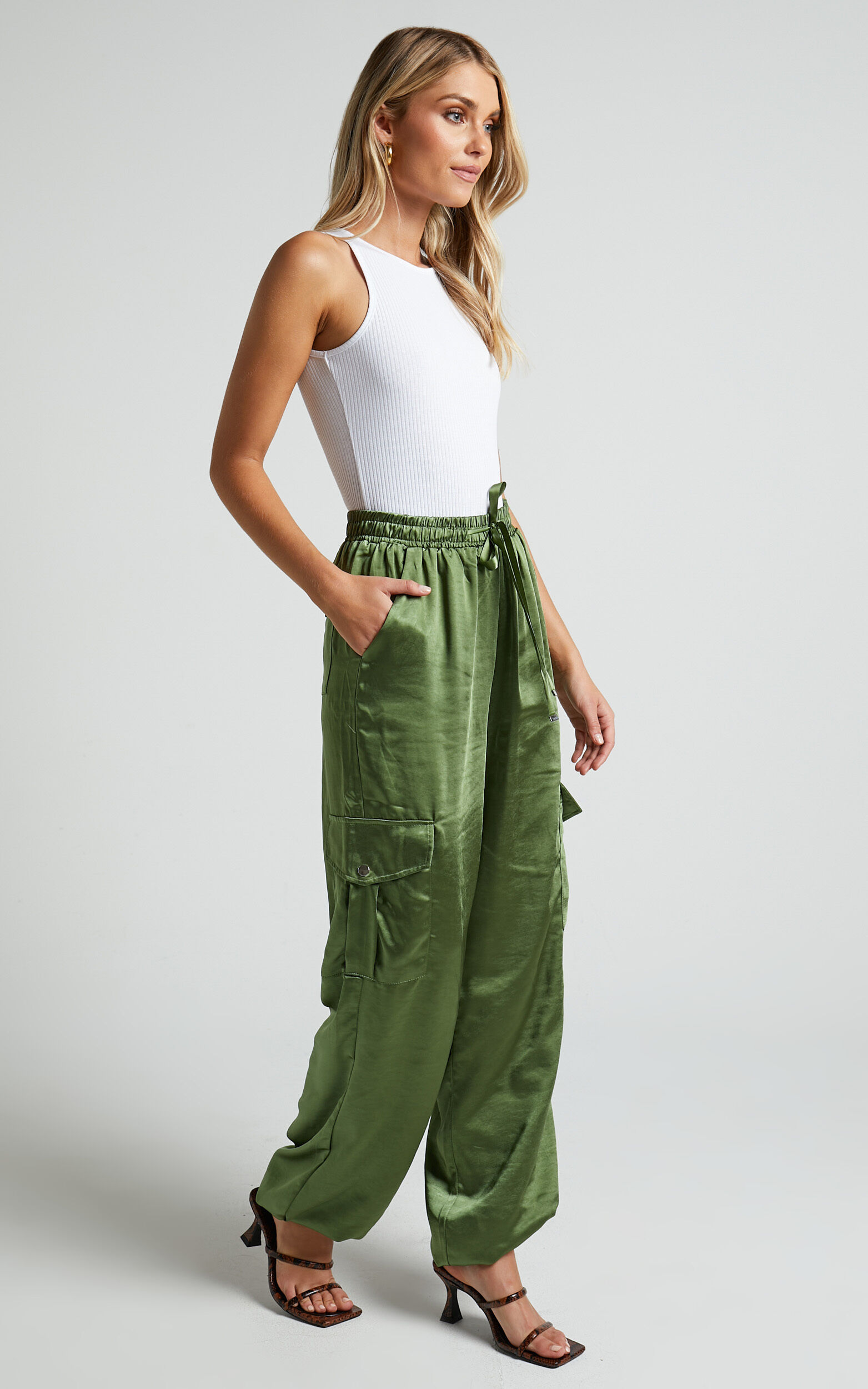 Jadeiah Pants Mid Rise Cargo Pocket Satin Jogger Pant in Khaki Showpo EU
