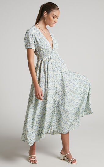 Elenita Midi Dress - Short Sleeve Shirred Waist Dress in Light Blue Floral