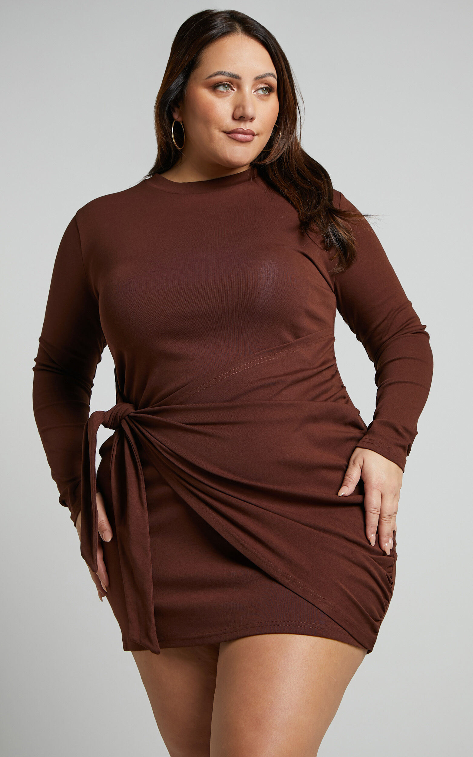 Bandage dress curvy girl hotsell