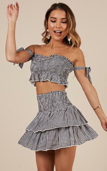  Sightseeing Two Piece Set In Navy Gingham 