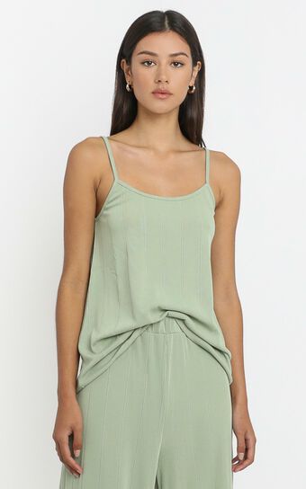 Shallow Singlet in Olive