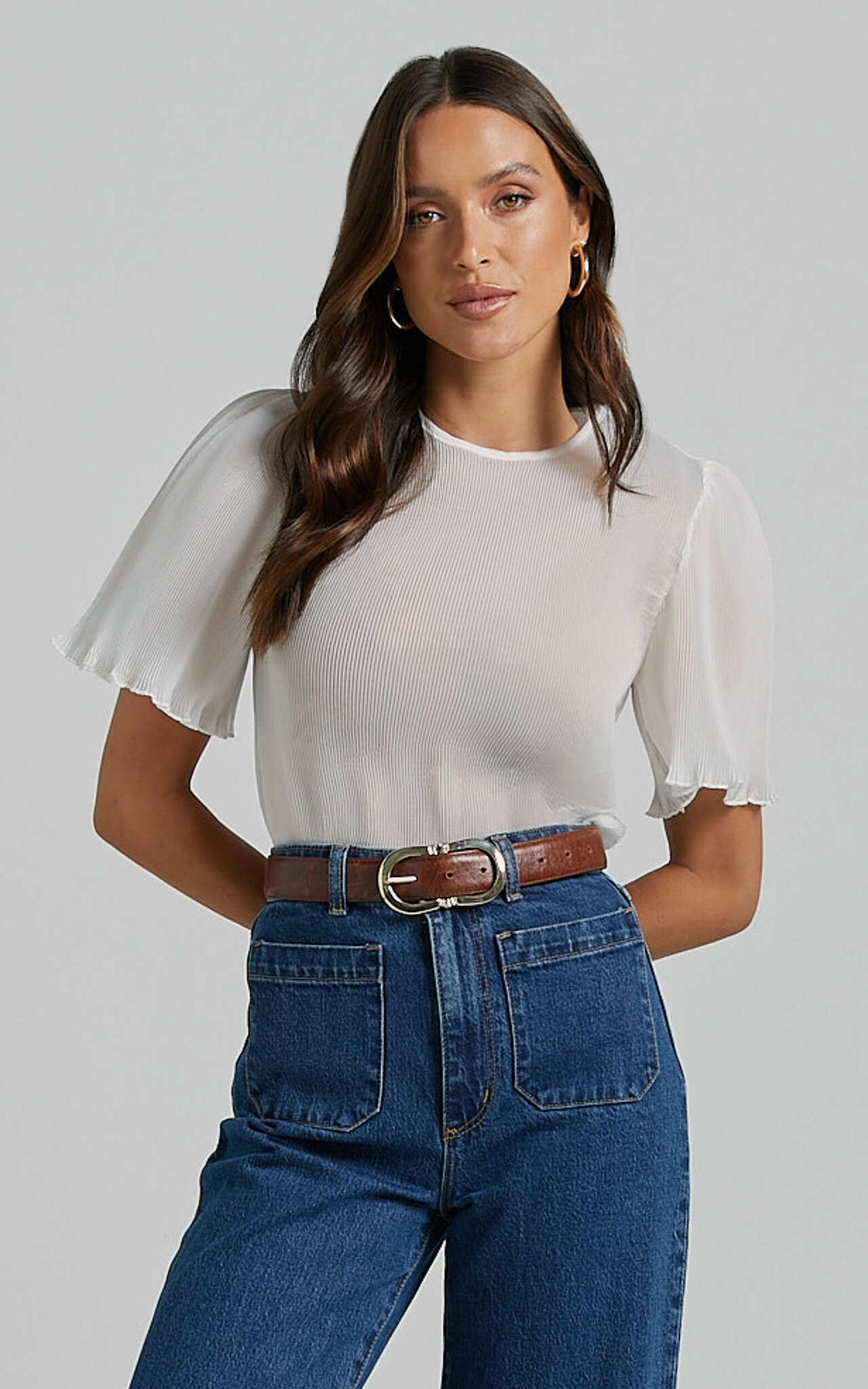 Lennon Top - Scoop Neck Short Sleeve Pleated Top in White - 04, WHT1