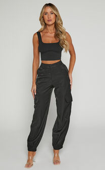 Robbie Pants - Mid Rise Cuffed Ankle Cargo Pants in Black