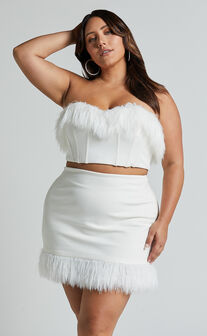 Rhaiza Mini Skirt - Faux Feather Trim High Waisted Skirt in White
