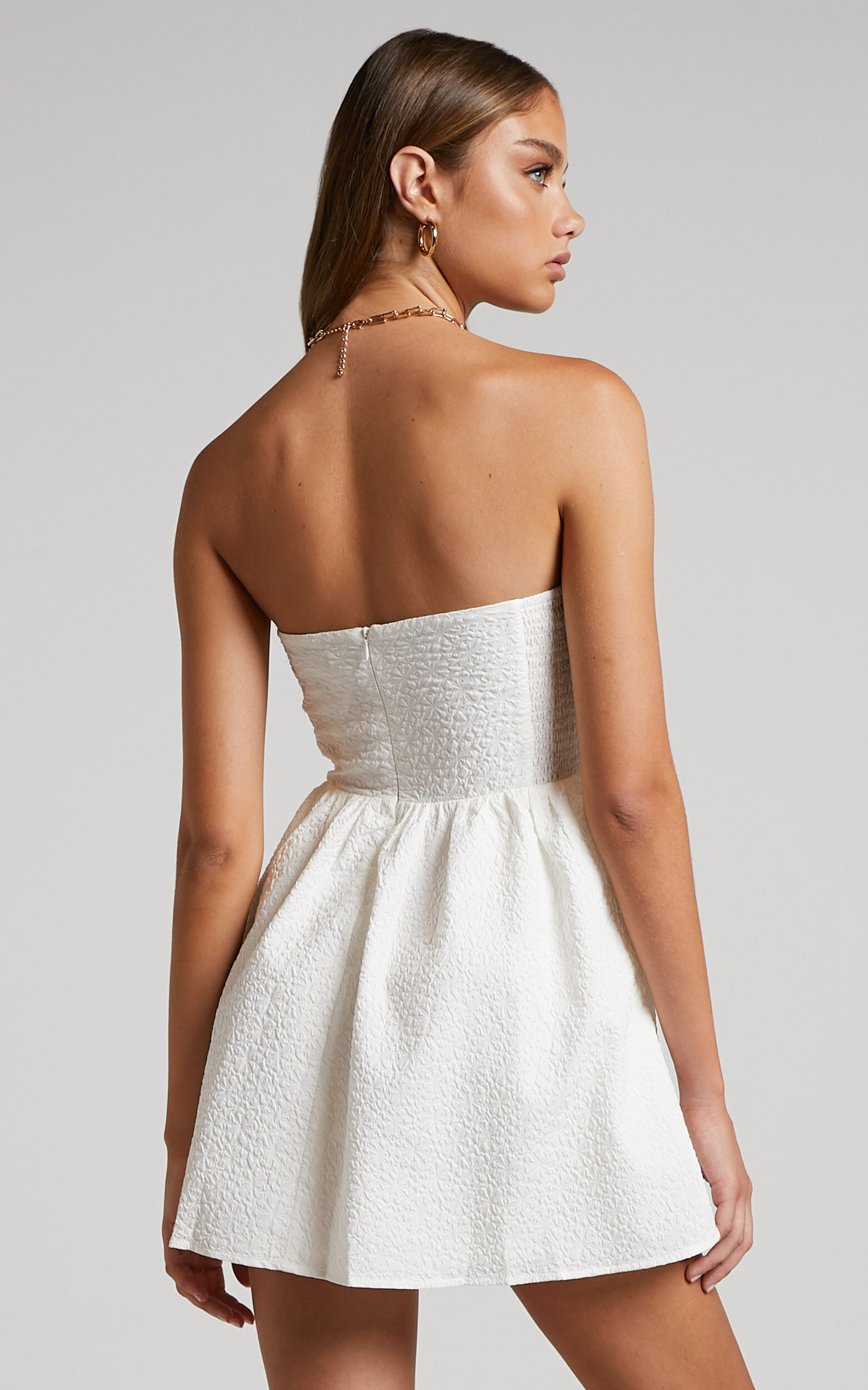 White strapless fit sales and flare dress