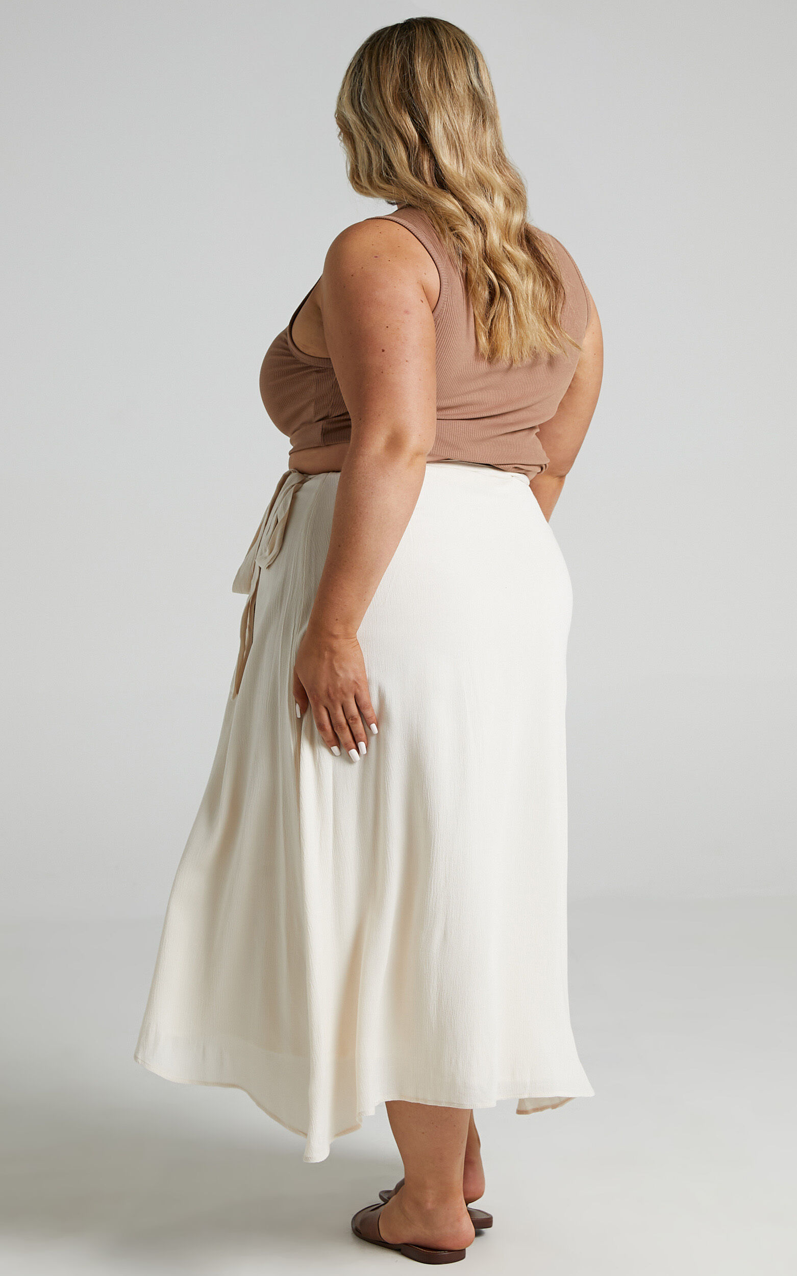 Come Find Me Midi Skirt In White Linen Look Showpo EU