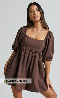 Chariti Playsuit - Linen Look Puff Sleeve Relaxed Playsuit in Chocolate