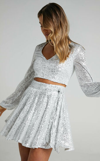 Cami Longsleeve Two Piece Set in Silver Sequin